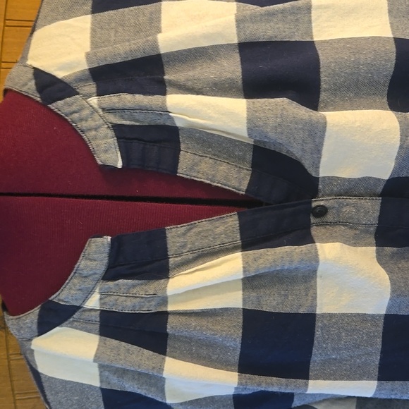 062 J. Crew Navy and White Hilo Long Sleeved Flannel Striped Shirt - Picture 2 of 9